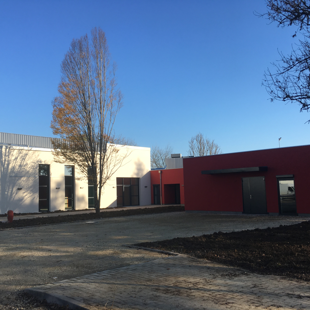 Extérieurs ludothèque et accueil de loisirs Tavaux