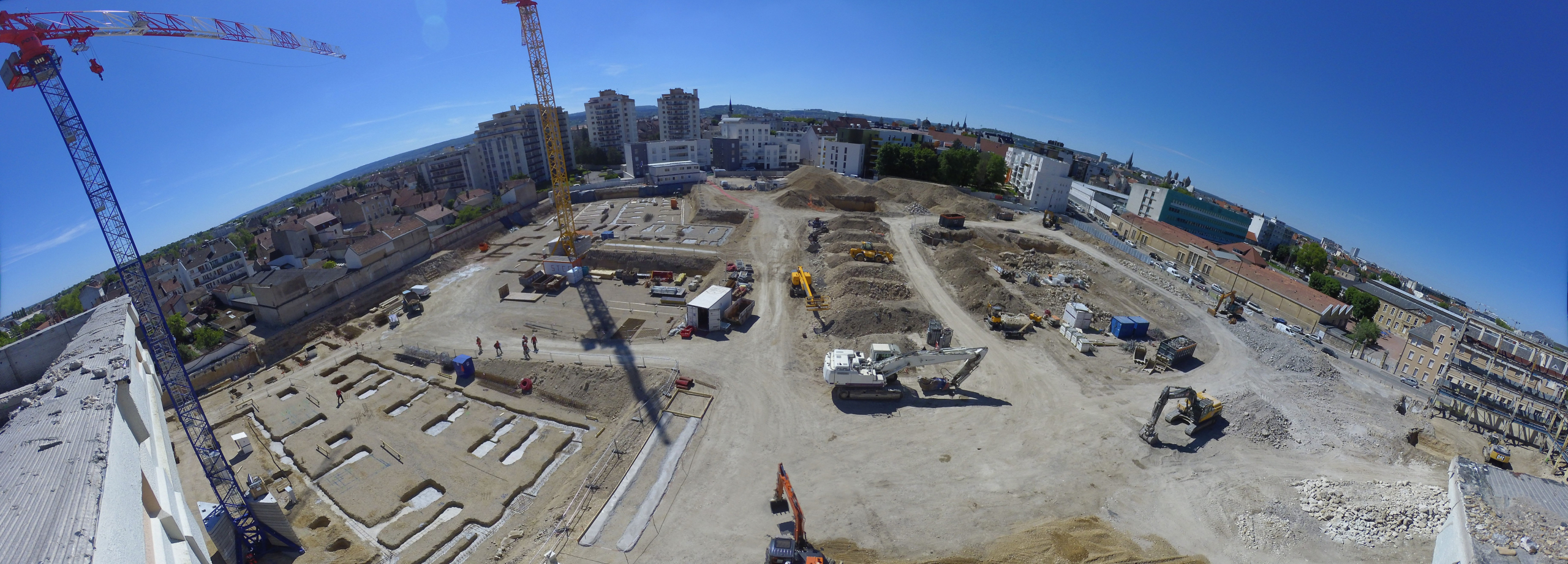 Fondations et deconstruction